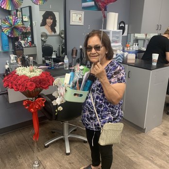SmartStyle - A guest wins a Raffle for Mother's Day - Hair Salons Near Me - ODESSA, Texas SmartStyle - A guest wins a Raffle for Mother's Day - Hair Salons Near Me - ODESSA, Texas