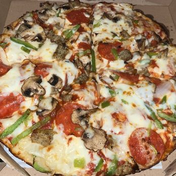 Domino's Pizza - Medium Hand Made Pan The People's Pizza-Deluxe - Pizza Near Me - Allen, Texas Domino's Pizza - Medium Hand Made Pan The People's Pizza-Deluxe - Pizza Near Me - Allen, Texas