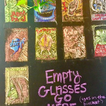 Oliphant Brewery - Fun artwork - Breweries Near Me - Somerset, Wisconsin