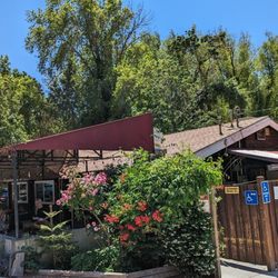 Russian River Pub - Exterior