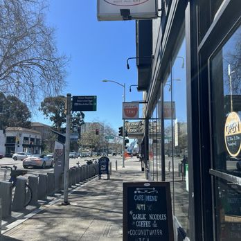 Aman Cafe - Asian Fusion Near Me - Oakland, California
