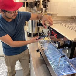 Kanen Coffee - Calibrating a La Marzocco Linea PB Espresso Machine.
