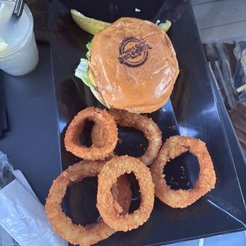 Chug A Lug - Cheese Burger - Sports Bars Near Me - Glenwood, Illinois
