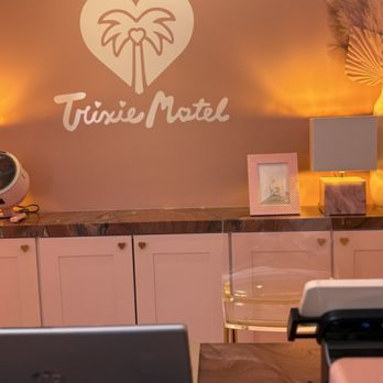 Trixie Motel - March 2026 - Hotels Near Me - Palm Springs, California Trixie Motel - March 2026 - Hotels Near Me - Palm Springs, California