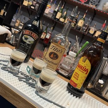Southern California Bartending School - Bartending Schools Near Me - Anaheim, California Southern California Bartending School - Bartending Schools Near Me - Anaheim, California