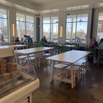Cheffie's Cafe - the interior of a restaurant - Salad Near Me - Collierville, Tennessee