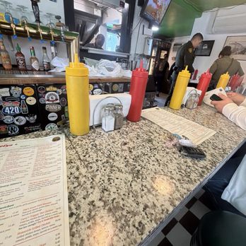 Beefy's - Empty - Diners Near Me - Reno, Nevada