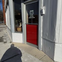 Wing Chong Restaurant - Entrance