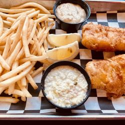 Arctic Wolf Ale House - Friday Fish N' Chips