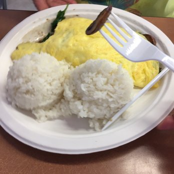Button Up Cafe - Moms spinach and mushroom - Breakfast & Brunch Near Me - Pearl City, Hawaii
