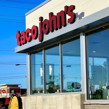 Taco John’s - Exterior - Fast Food Near Me - Kenosha, Wisconsin