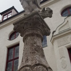 St. Georg-Brunnen