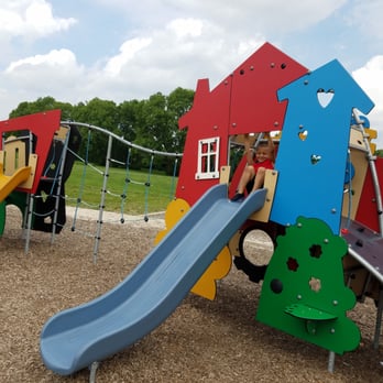 Stout Field Park - Parks Near Me - Indianapolis, Indiana Stout Field Park - Parks Near Me - Indianapolis, Indiana