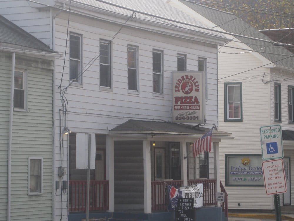 Zeiderelli's Pizza & Subs Logo