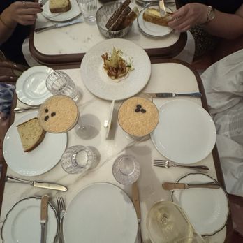 Mamani - Fresh baked bread with butter at room temperature, espresso martinis, N/A sparking wine - French Near Me - Dallas, Texas Mamani - Fresh baked bread with butter at room temperature, espresso martinis, N/A sparking wine - French Near Me - Dallas, Texas