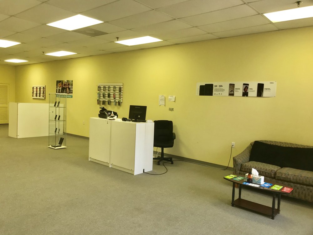 PHONESTOP - Updated February 2026 - 7087 Hacks Cross Rd, Olive Branch ...