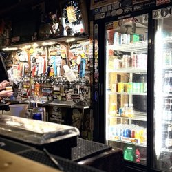 Full selection of cocktails and beer on tap, in bottles or cans. NA options, too.