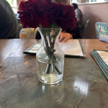 Neighbor Good Kitchen & Bar - Table decor - Breakfast & Brunch Near Me - El Paso, Texas Neighbor Good Kitchen & Bar - Table decor - Breakfast & Brunch Near Me - El Paso, Texas
