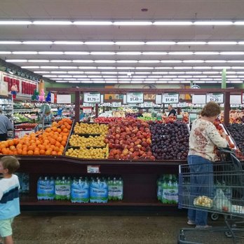 Valli Produce - The fresh produce area - Grocery Near Me - Hoffman Estates, Illinois Valli Produce - The fresh produce area - Grocery Near Me - Hoffman Estates, Illinois