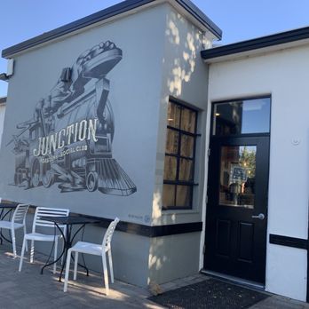 Junction Roastery - Coffee Roasteries Near Me - Redmond, Oregon