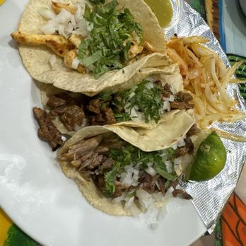 Los Laureles - Grilled chicken, asada and pork - Mexican Near Me - Leesburg, Florida Los Laureles - Grilled chicken, asada and pork - Mexican Near Me - Leesburg, Florida