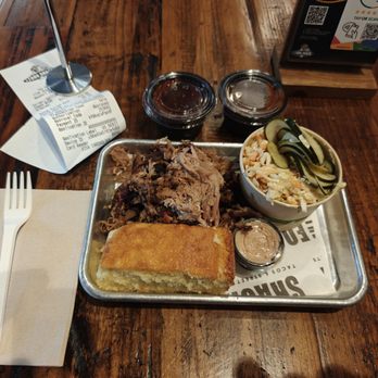 Rising Tide BBQ - Pulled pork... subpar - Barbeque Near Me - Middletown, Rhode Island Rising Tide BBQ - Pulled pork... subpar - Barbeque Near Me - Middletown, Rhode Island