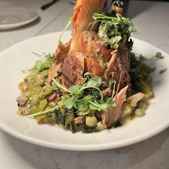 Commons Club - Pork osso bucco - Wine Bars Near Me - New Orleans, Louisiana Commons Club - Pork osso bucco - Wine Bars Near Me - New Orleans, Louisiana