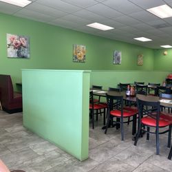 Pho Huong Thanh - Very nice interior