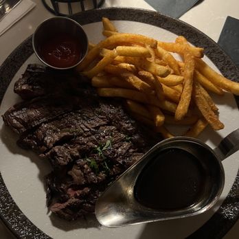 Levant on Smith - Steak Frites - French Near Me - Brooklyn, New York Levant on Smith - Steak Frites - French Near Me - Brooklyn, New York