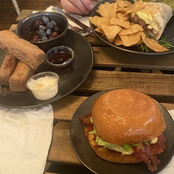 Lost Parrot Cafe - Breakfast burrito, French toast sticks and breakfast sandwich - Breakfast & Brunch Near Me - South Pasadena, California