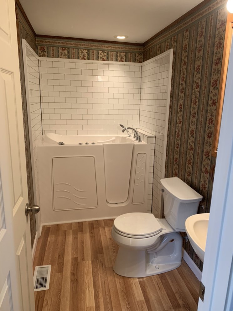 NEW LOOK CONTRACTING Updated August 2024 Clendenin, West Virginia