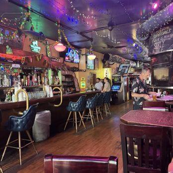 Village Tap - Interior - Pubs Near Me - Chicago, Illinois Village Tap - Interior - Pubs Near Me - Chicago, Illinois