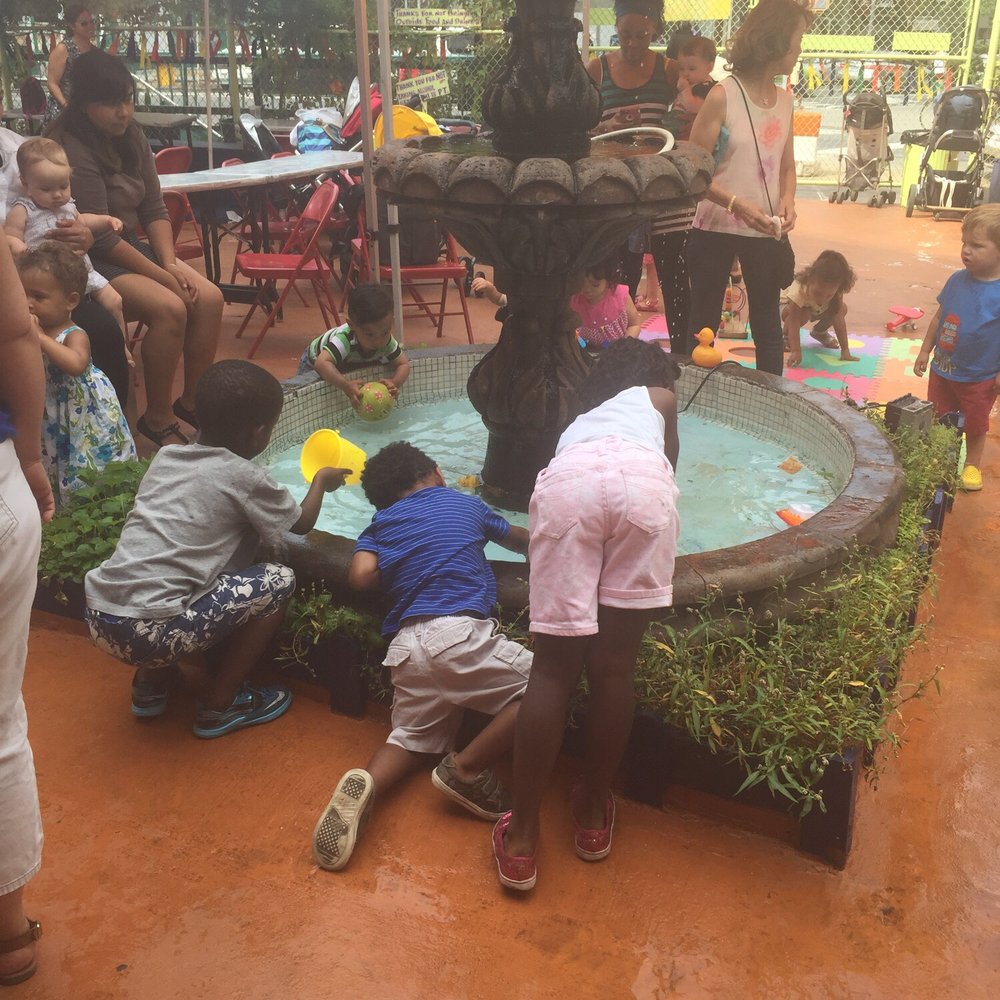 Habana Outpost - Brooklyn - Kids love the fountain - Cuban Near Me - Brooklyn, New York