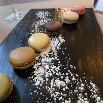 Le Fat Poodle - Macaron - French Near Me - Old Greenwich, Connecticut Le Fat Poodle - Macaron - French Near Me - Old Greenwich, Connecticut