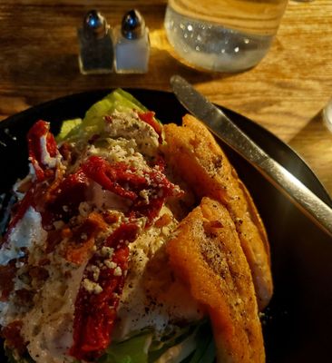 PUBLIC eat+drink by null