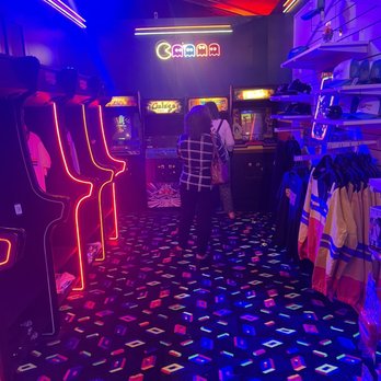 Stranger Things: The Official Store - Miami - Arcades Near Me - Aventura, Florida Stranger Things: The Official Store - Miami - Arcades Near Me - Aventura, Florida