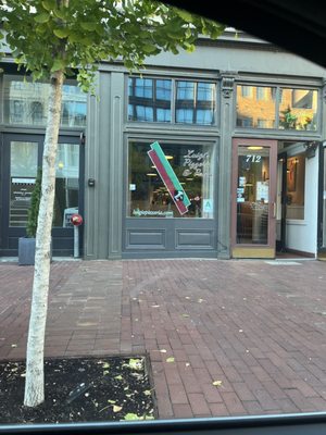 Luigi's Pizzeria by null