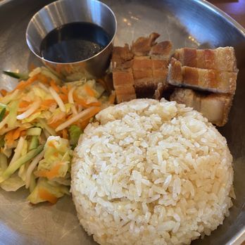 Stockpot - Lechon Kawali meal - Vietnamese Near Me - Vallejo, California Stockpot - Lechon Kawali meal - Vietnamese Near Me - Vallejo, California