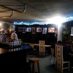 Pedro y El León - Zona de barra