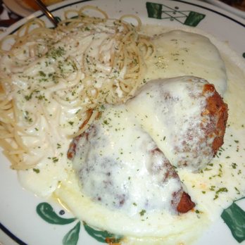 Dinapoli's Fire House - Veal Parmigiano Y Melanzano with Alfredo Sauce & Spaghetti - Pizza Near Me - Apple Valley, California