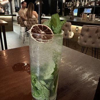 Le Chick - Mojito - Cocktail Bars Near Me - Miami, Florida Le Chick - Mojito - Cocktail Bars Near Me - Miami, Florida