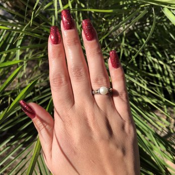 Bling Nails & Spa - Got my nails done by the famous Lynn! My nails can last a month with her and she's such a super friendly person! Thank you Lynn - Nail Salons Near Me - Orange, California