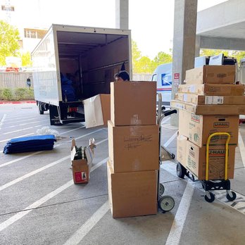 La Movida Movers - No task is to big or small. - Movers Near Me - Houston, Texas La Movida Movers - No task is to big or small. - Movers Near Me - Houston, Texas