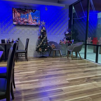 Pho House - Christmas Decor! - Vietnamese Near Me - Bradenton, Florida