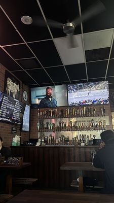 Uncle Henrys Deli by null