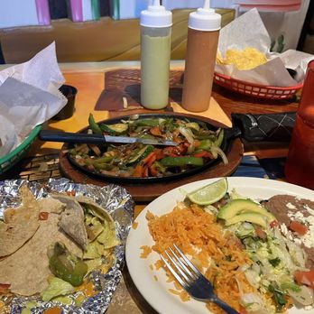 Los Cuates Taqueria - Mexican Near Me - Virginia Beach, Virginia Los Cuates Taqueria - Mexican Near Me - Virginia Beach, Virginia