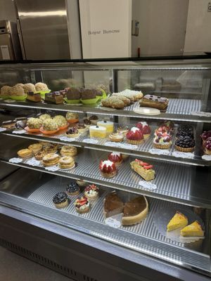 KC Paris Desserts by null