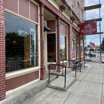 Karen's Main Street Diner - Diners Near Me - Calais, Maine