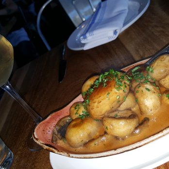 Limon - A boatload of sautéed mushrooms [$11.95, 4.5 stars] - Tapas/Small Plates Near Me - Burlingame, California