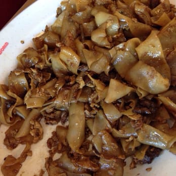 Noodle World - Pad See You with chicken & beef - Chinese Near Me - Alhambra, California Noodle World - Pad See You with chicken & beef - Chinese Near Me - Alhambra, California